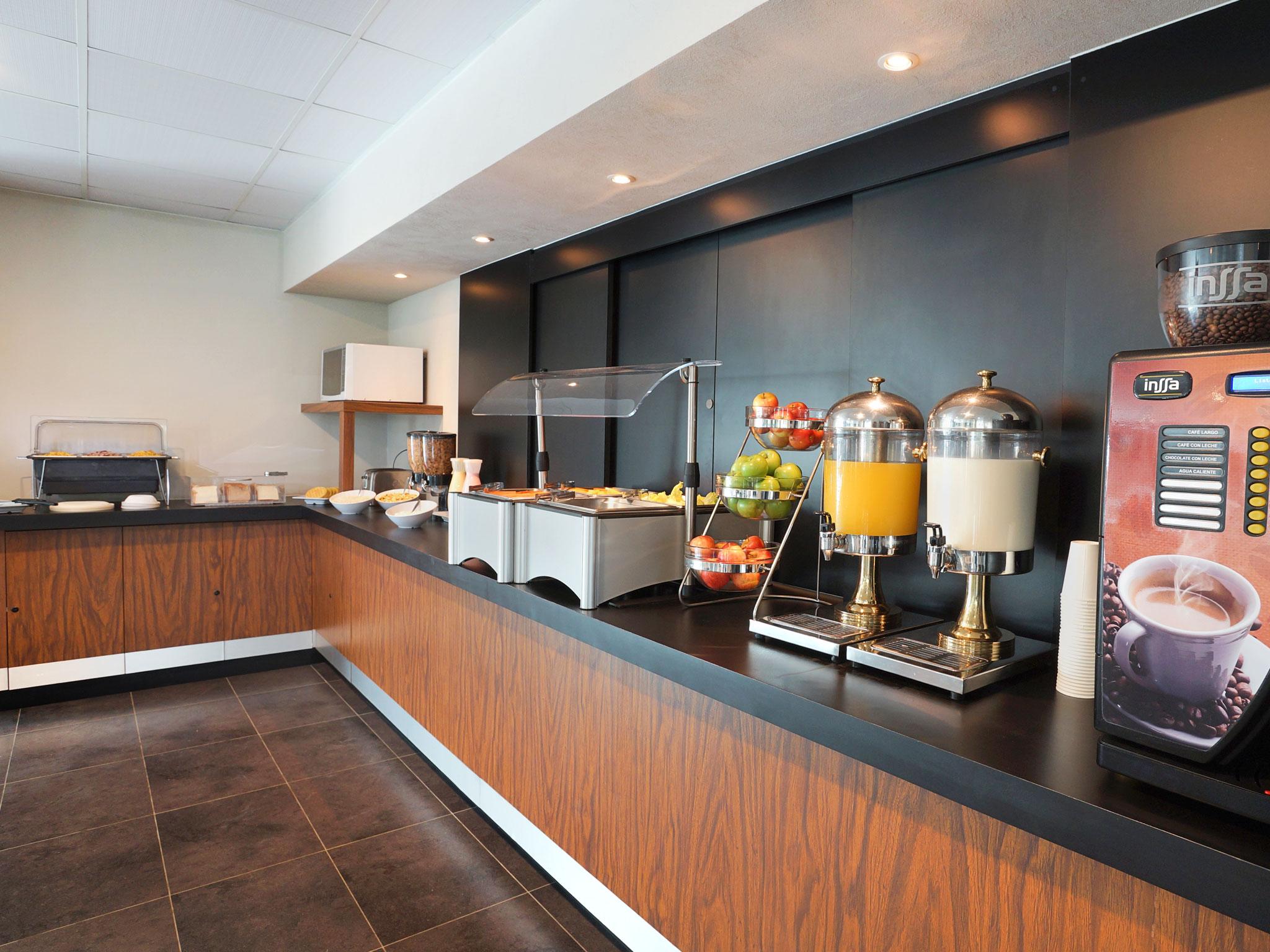 City Express Plus By Marriott Bogota Aeropuerto Екстер'єр фото